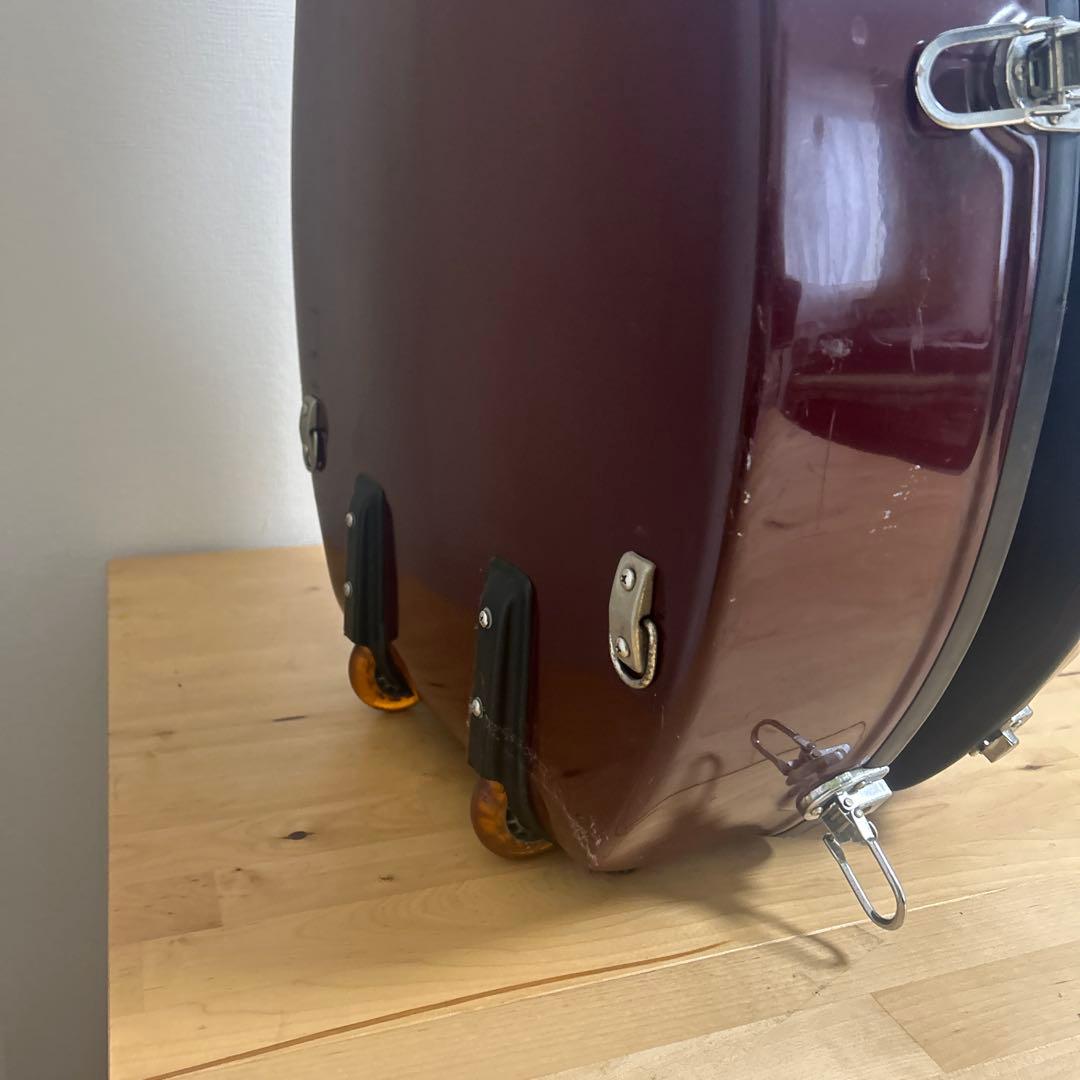 チェロと木製弓、ハードケース付き