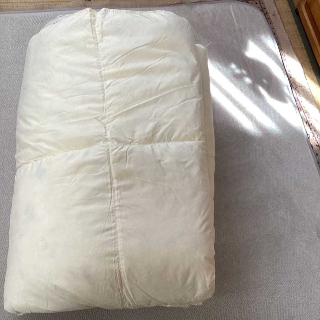 お値下げ❗️羽毛掛け布団 　シングルサイズ