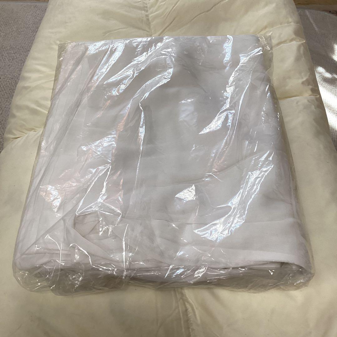 お値下げ❗️羽毛掛け布団 　シングルサイズ