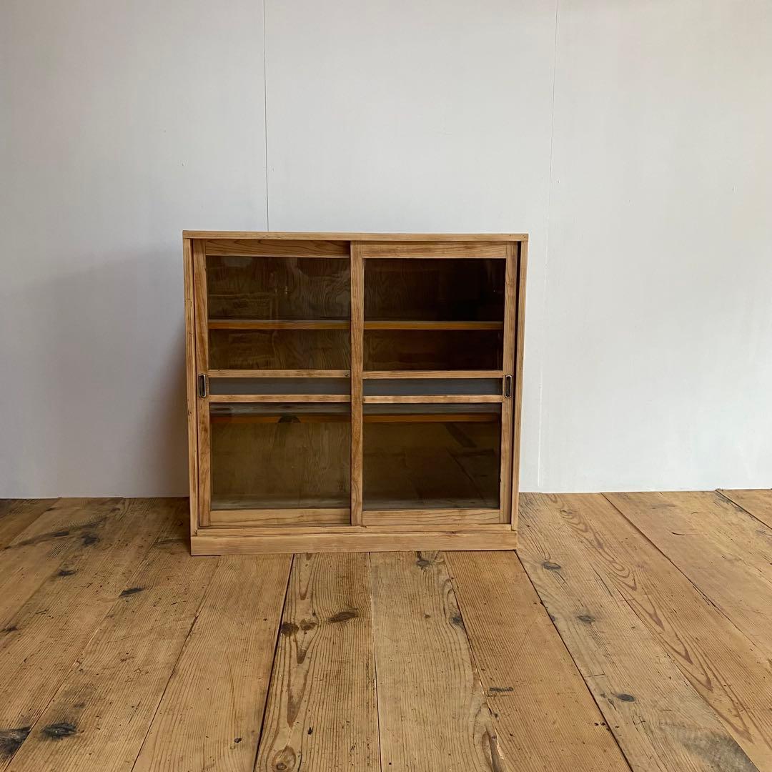 アンティーク ガラス 戸棚 キャビネット 食器棚 本棚 飾り棚 無塗装z