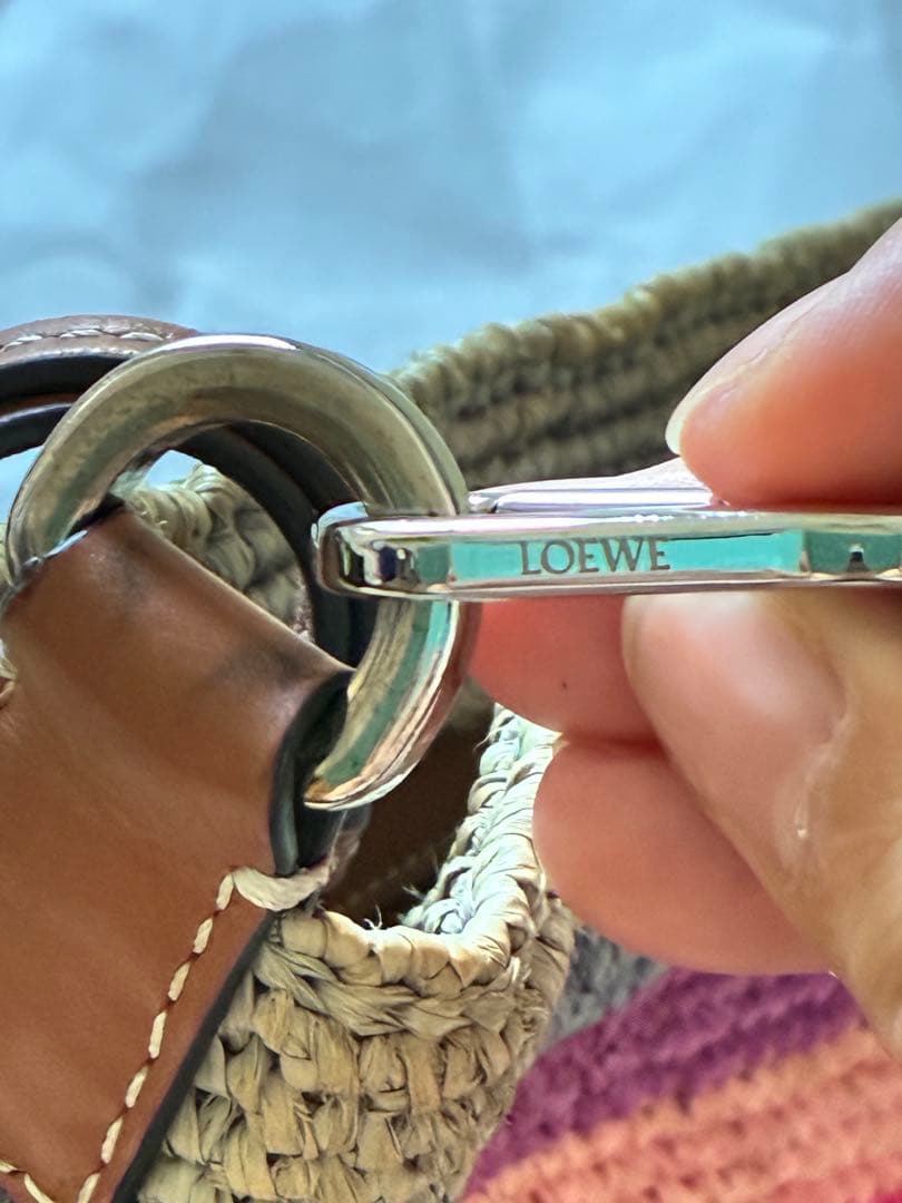 ロエベ　レインボーショルダーバッグ　カゴバッグ