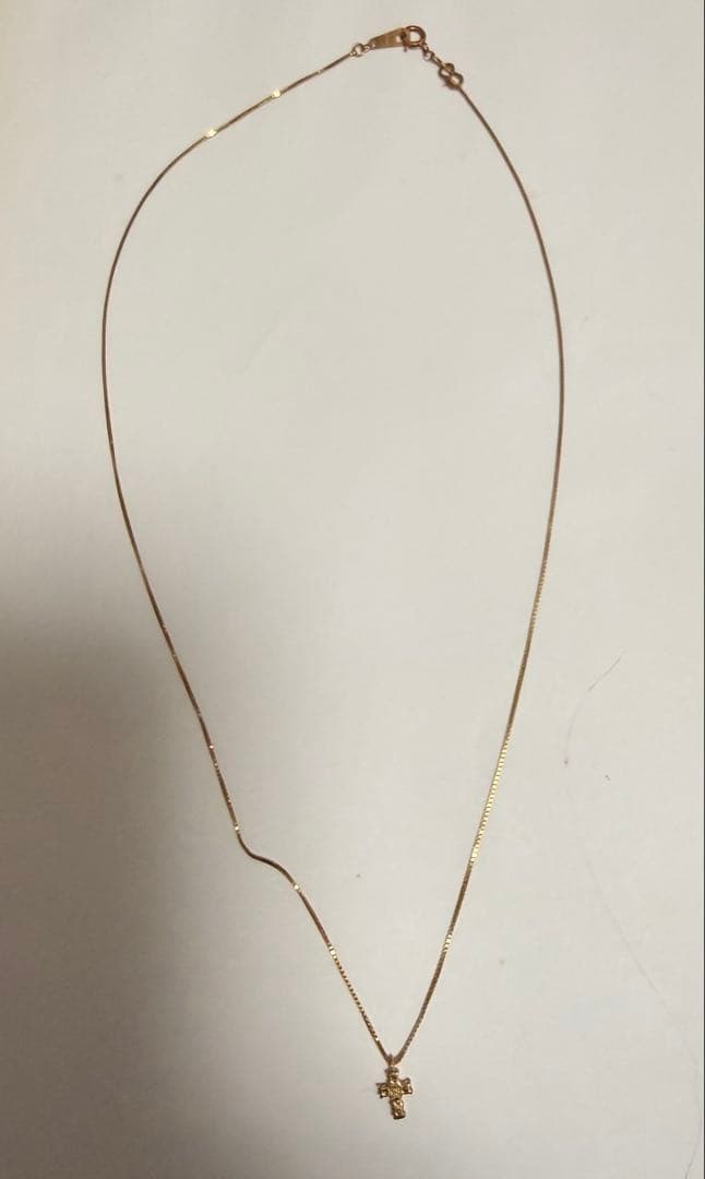 K18ゴールド ストーン付き十字架ネックレス