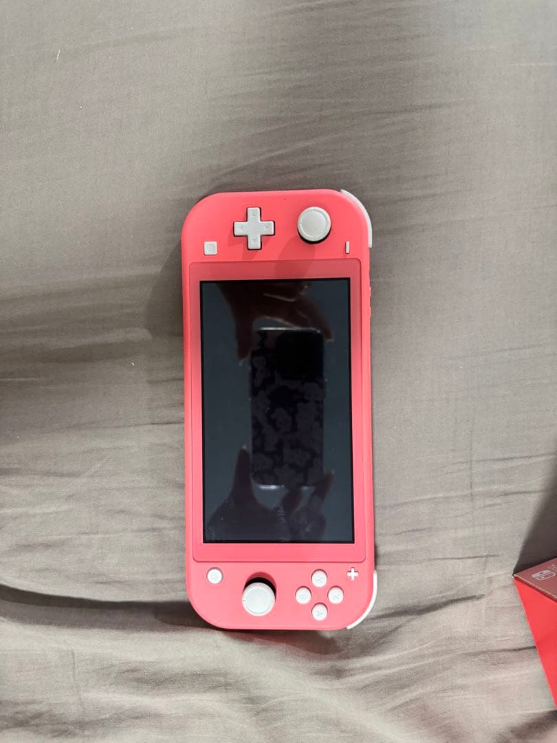 ぴ*ぴ様 Nintendo Switch Lite ピンク