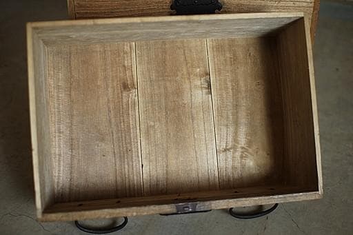古い小ぶりな木製の引き出し　2段　小引き出し　タンス　書類棚　古家具