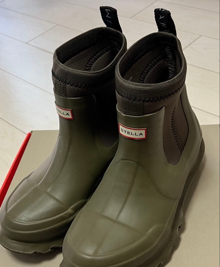 STELLA McCARTNEY/HUNTERコラボレインブーツ