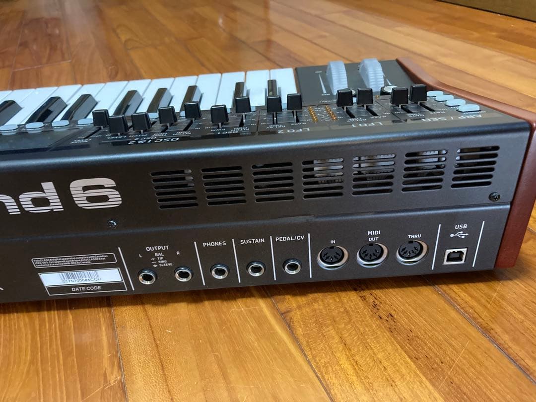 じ*ん様 DeepMind 6 アナログシンセサイザー