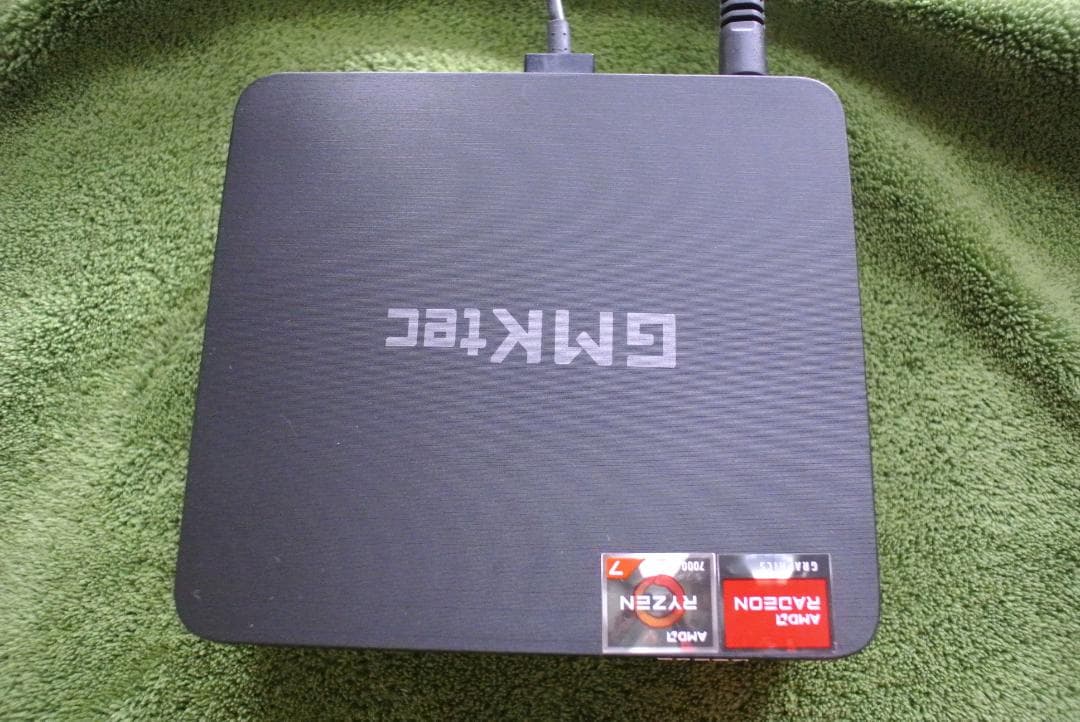 MiniPC NucBox K2（Ryzen7 7735HS,DDR5 8GB）