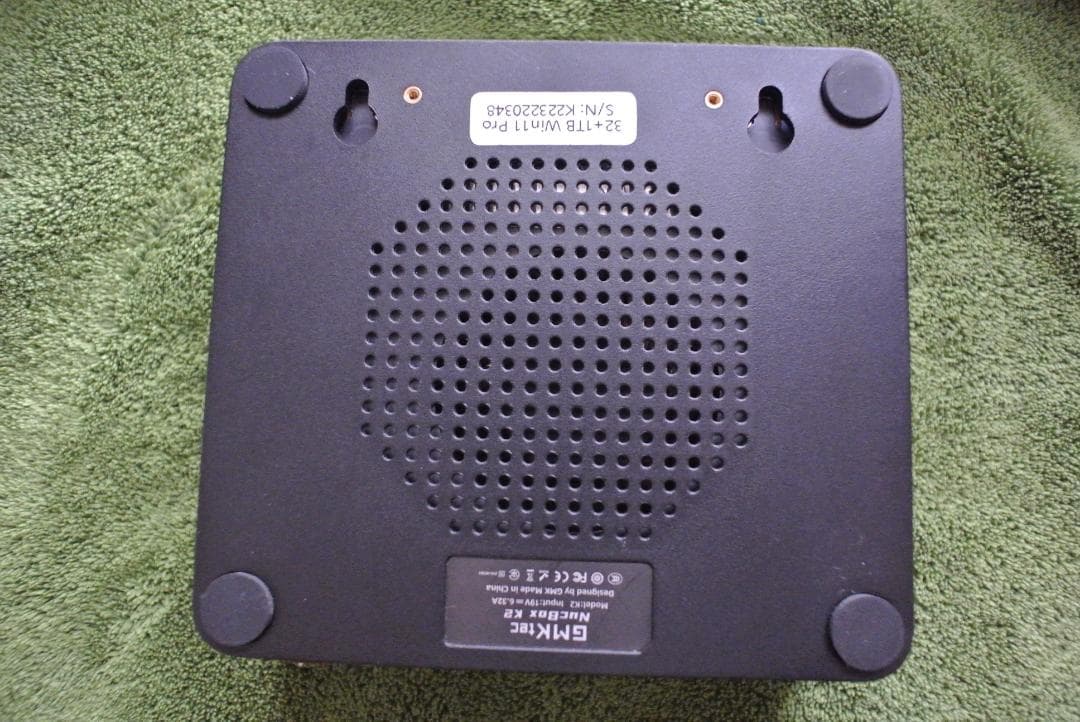 MiniPC NucBox K2（Ryzen7 7735HS,DDR5 8GB）