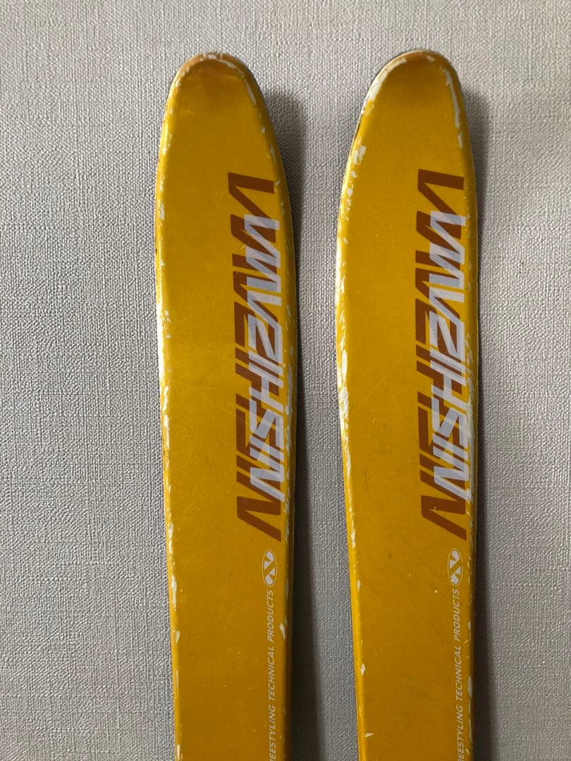 お値下げ‼️子供用スキー板 ストック ブーツ おまけ付き♪