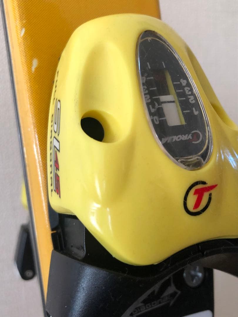 お値下げ‼️子供用スキー板 ストック ブーツ おまけ付き♪