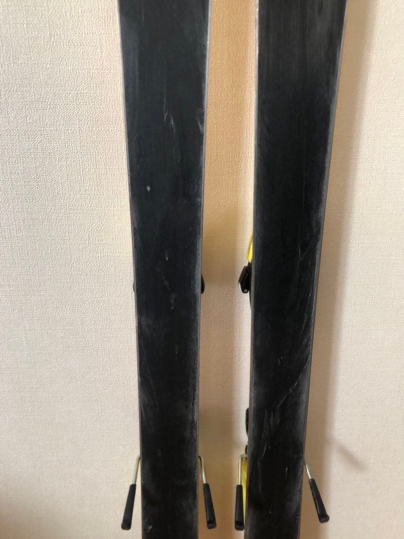 お値下げ‼️子供用スキー板 ストック ブーツ おまけ付き♪