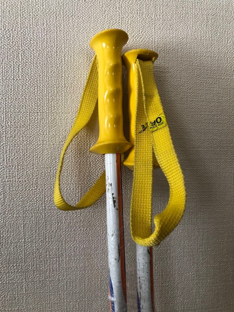 お値下げ‼️子供用スキー板 ストック ブーツ おまけ付き♪