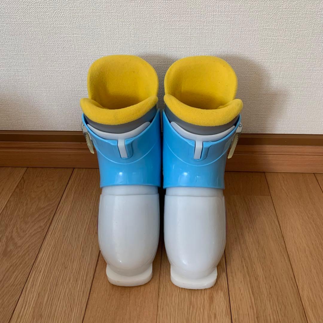 お値下げ‼️子供用スキー板 ストック ブーツ おまけ付き♪