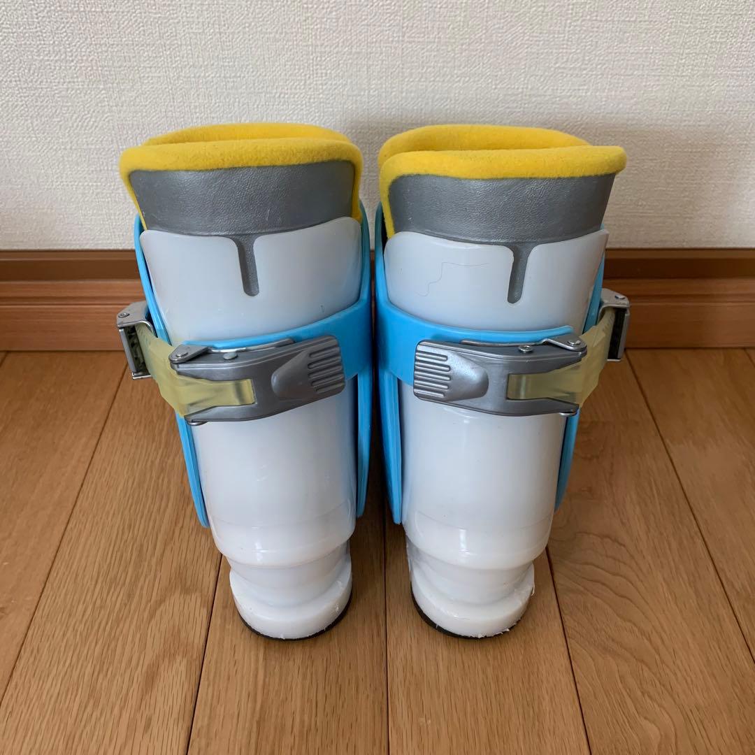 お値下げ‼️子供用スキー板 ストック ブーツ おまけ付き♪