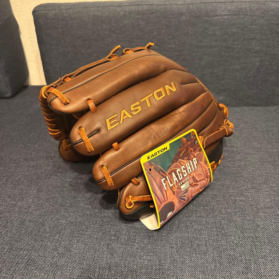 【日本未発売】EASTON FLAGSHIPシリーズ硬式投手用イーストン