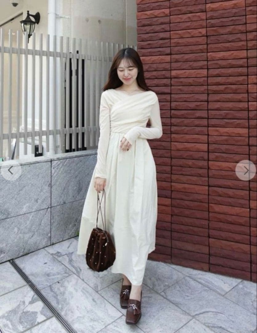 ココディール　ベロアドッキングワンピース　アイボリー COCODEAL 未使用