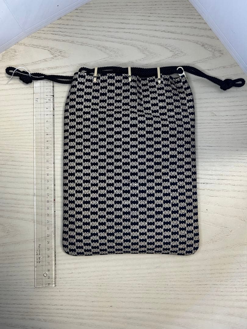 甲州印伝 印傳屋 合切袋 巾着 手提げ袋 黒