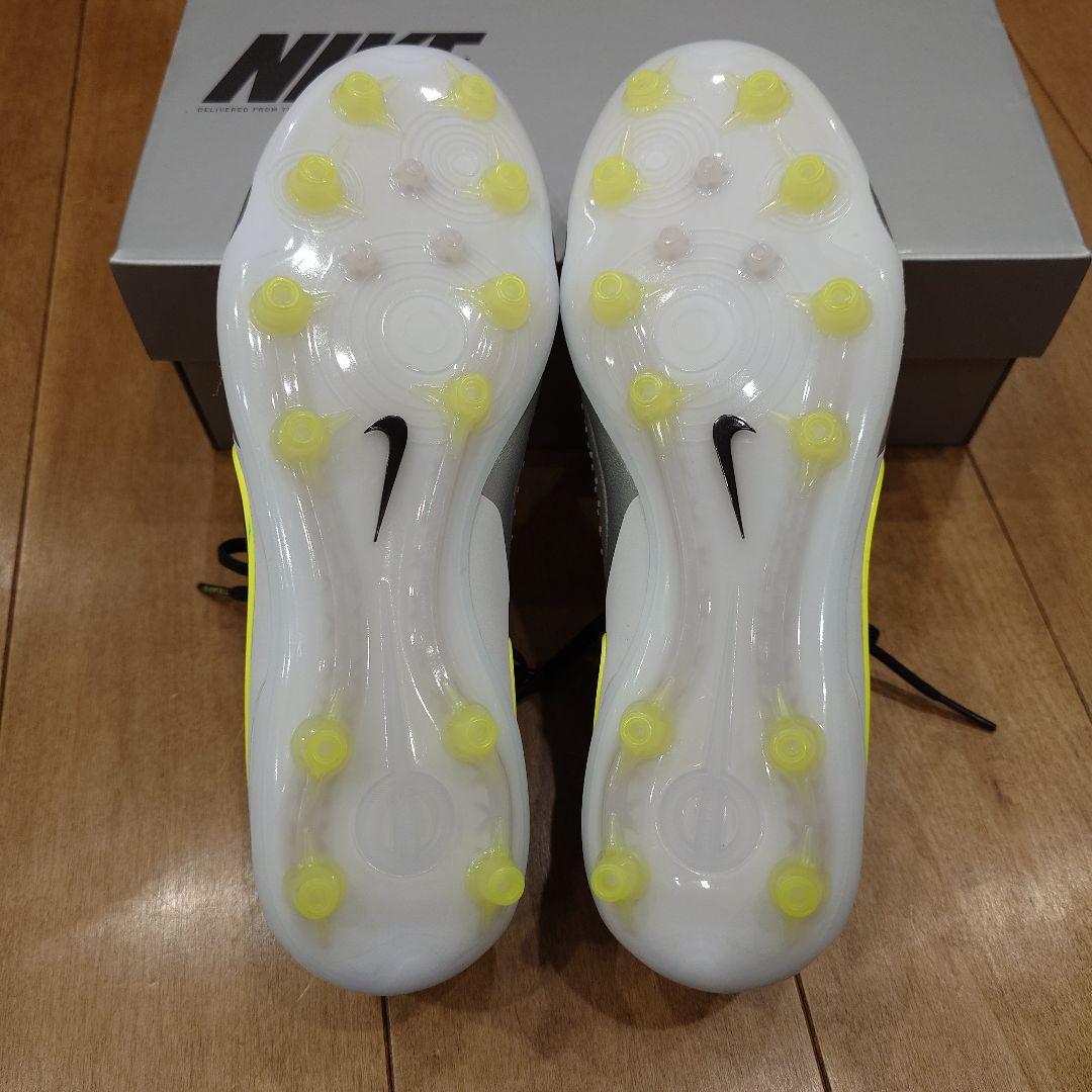 NIKE TIENPO LEGEND10 ELITE AG‐PRO