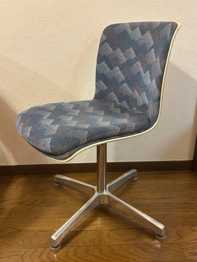 700系　乗務員室回転椅子