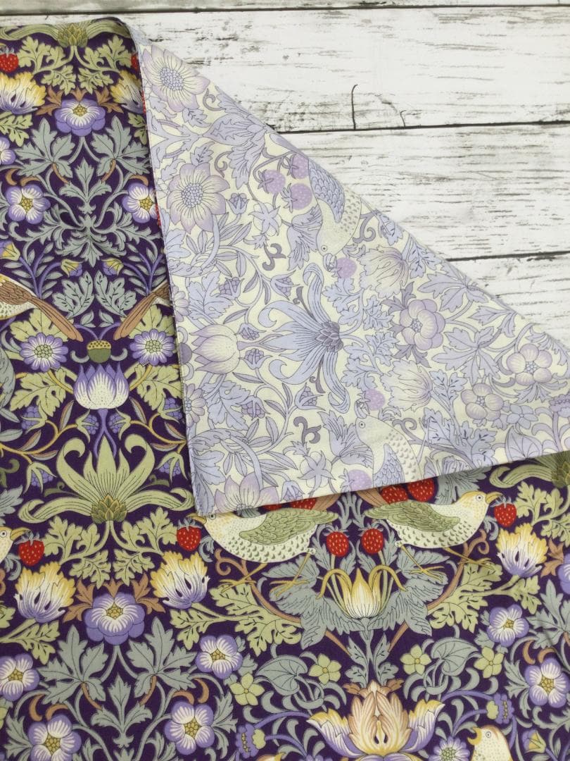 ウイリアムモリス　V&A　いちご泥棒　掛けふとんカバー　No.１０７　ブルー系