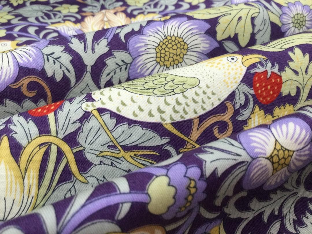 ウイリアムモリス　V&A　いちご泥棒　掛けふとんカバー　No.１０７　ブルー系