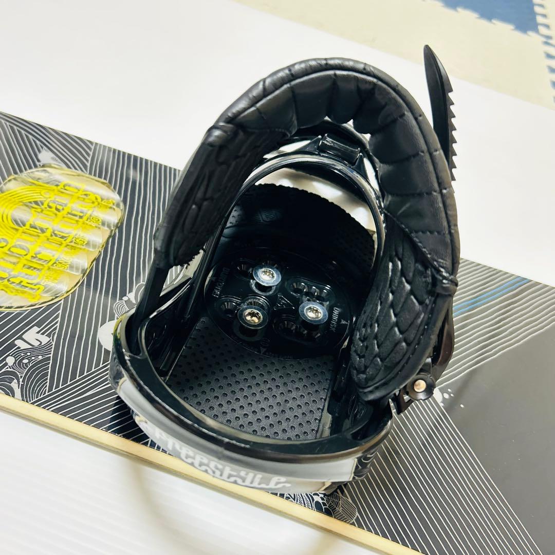 【美品】BURTON CLASH スノーボード ビンディング付き Mサイズ