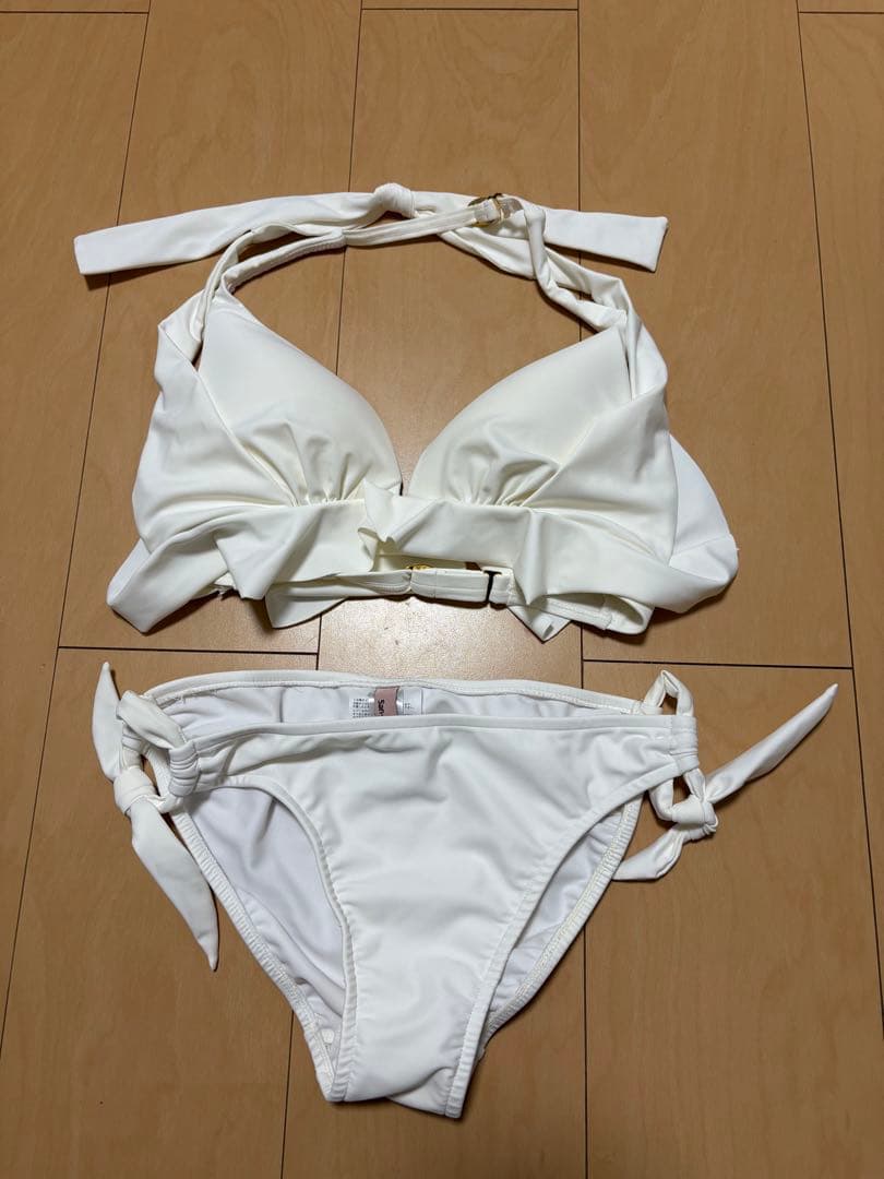 Solidノンワイヤービキニ　9M 【San-ai Resort】