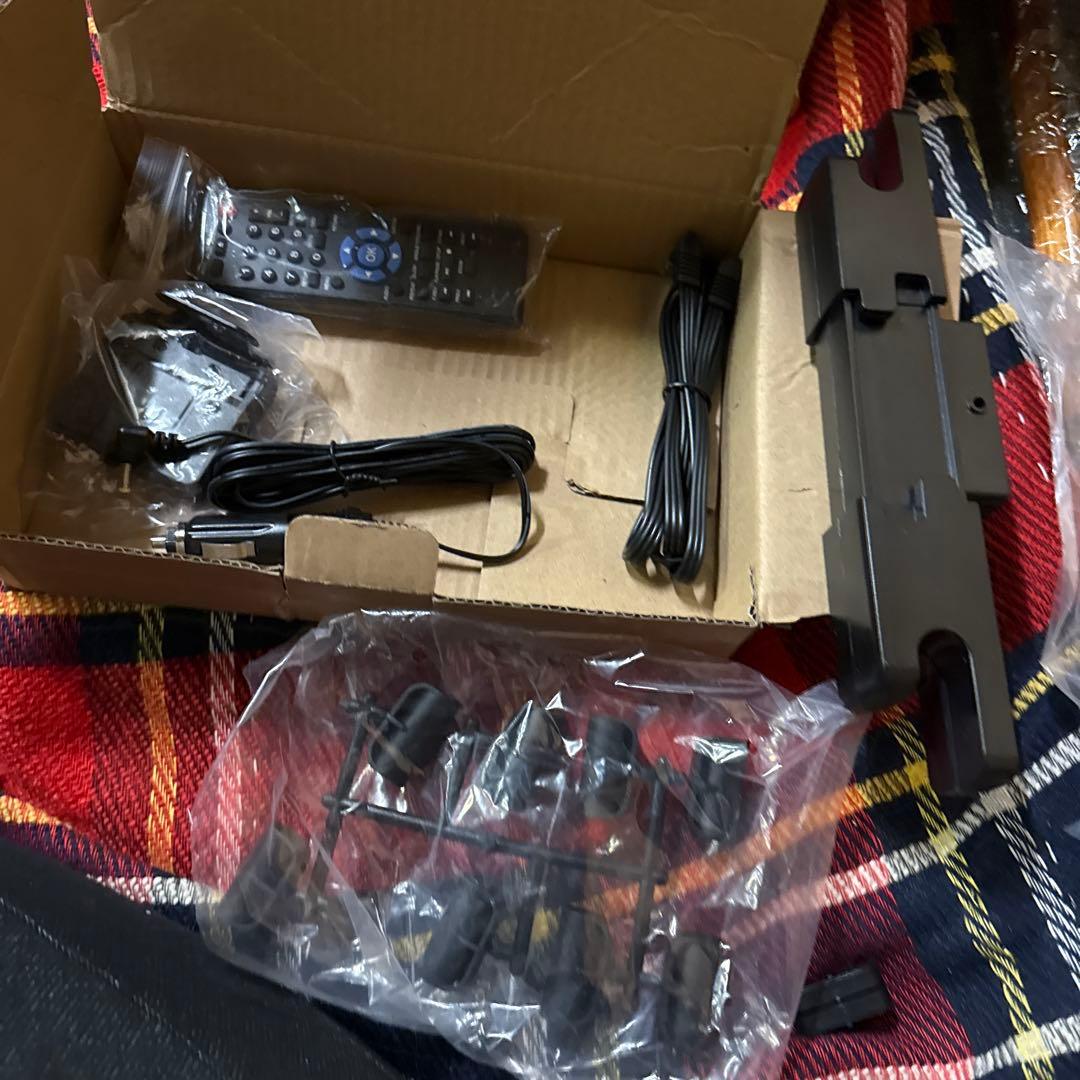 NAVISKAUTO ヘッドレストモニター スロットインタイプ HDMI入力