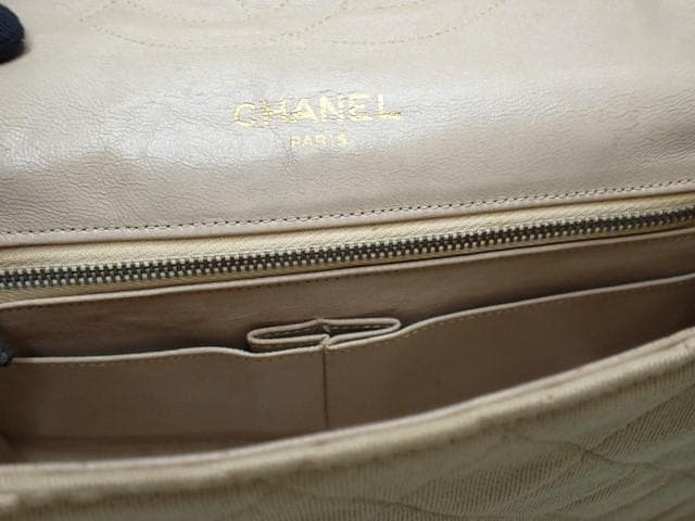54.CHANEL ショルダーバッグ マトラッセ　チェーンショルダー　Ｇ金具