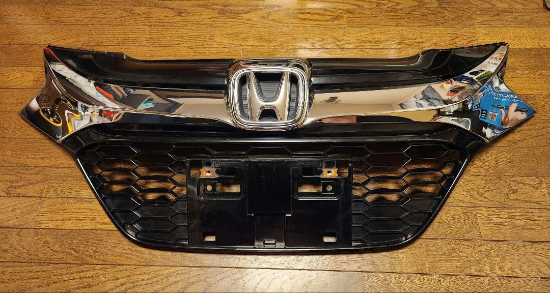希少 ホンダ ヴェゼル 純正オプションフロン トグリル