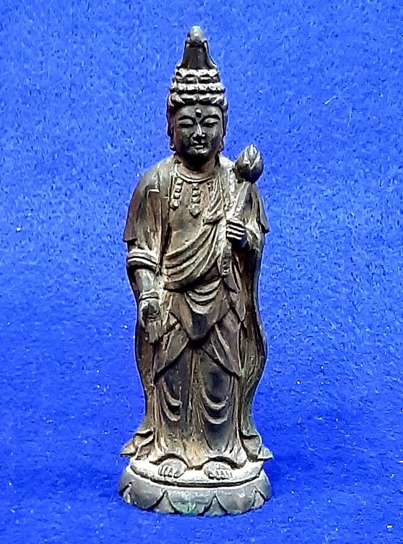 鎌倉期 鏨彫り観音菩薩　観音様 仏像 骨董