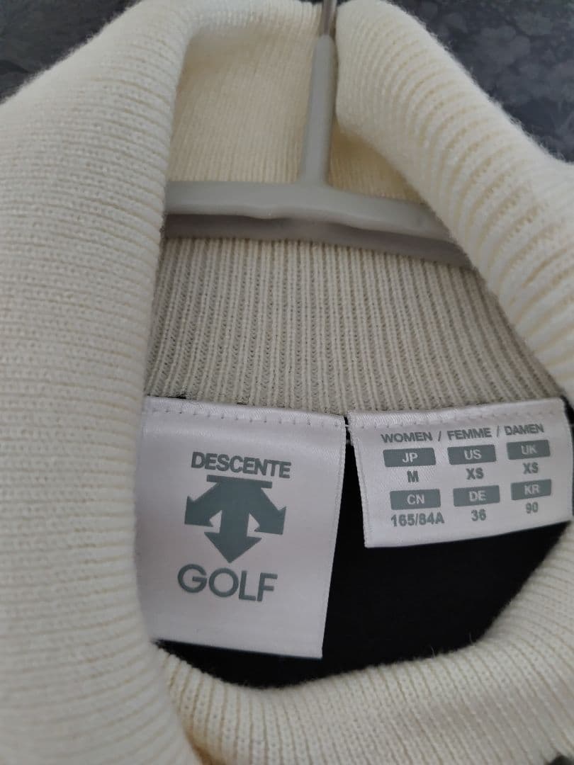 デサントゴルフ/レディース/セーター/ホログラム