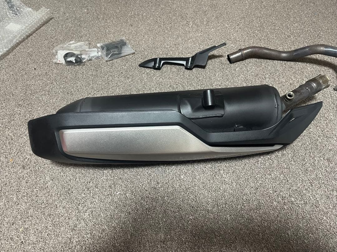 ホンダフォルツァMF15純正マフラー