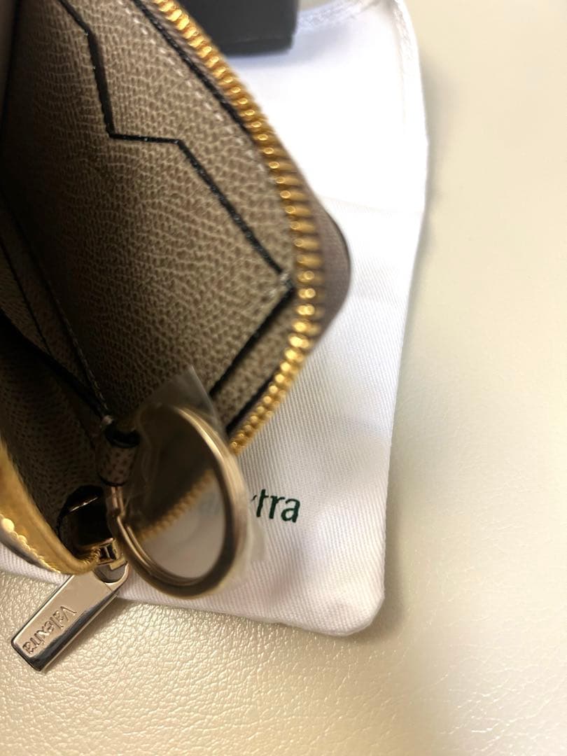 未使用 定価7万円 Valextra キーケース