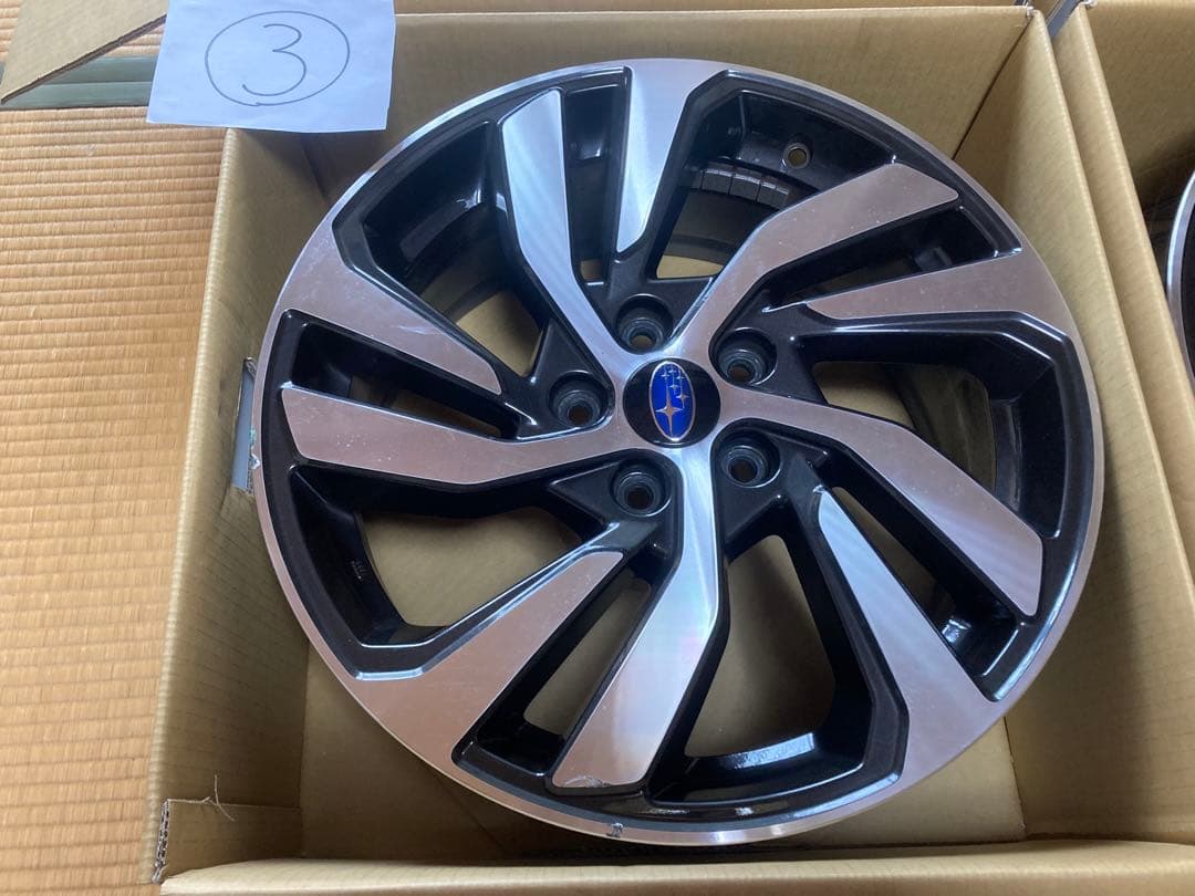 スバル 18インチ ホイール ブラック/シルバー