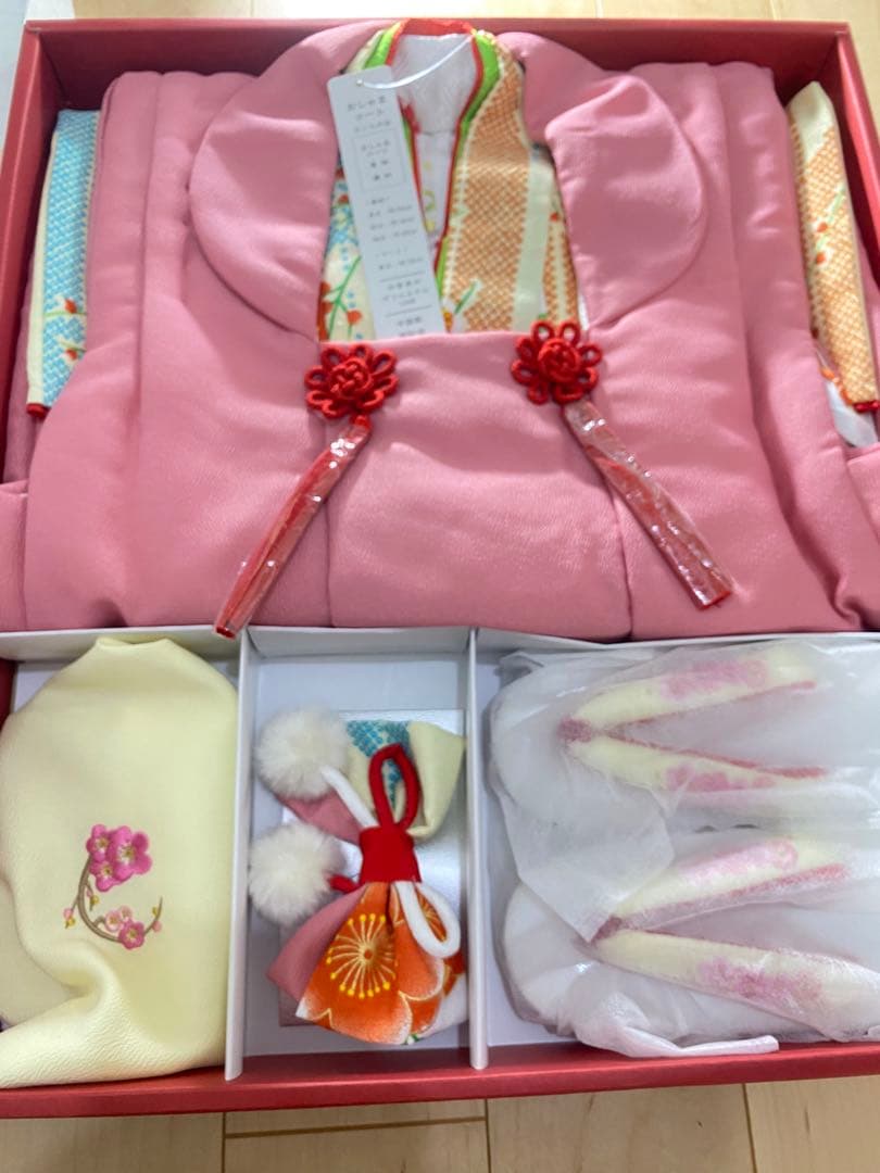 新品未使用　ひさかたろまん　3歳被布コートセット　黄色