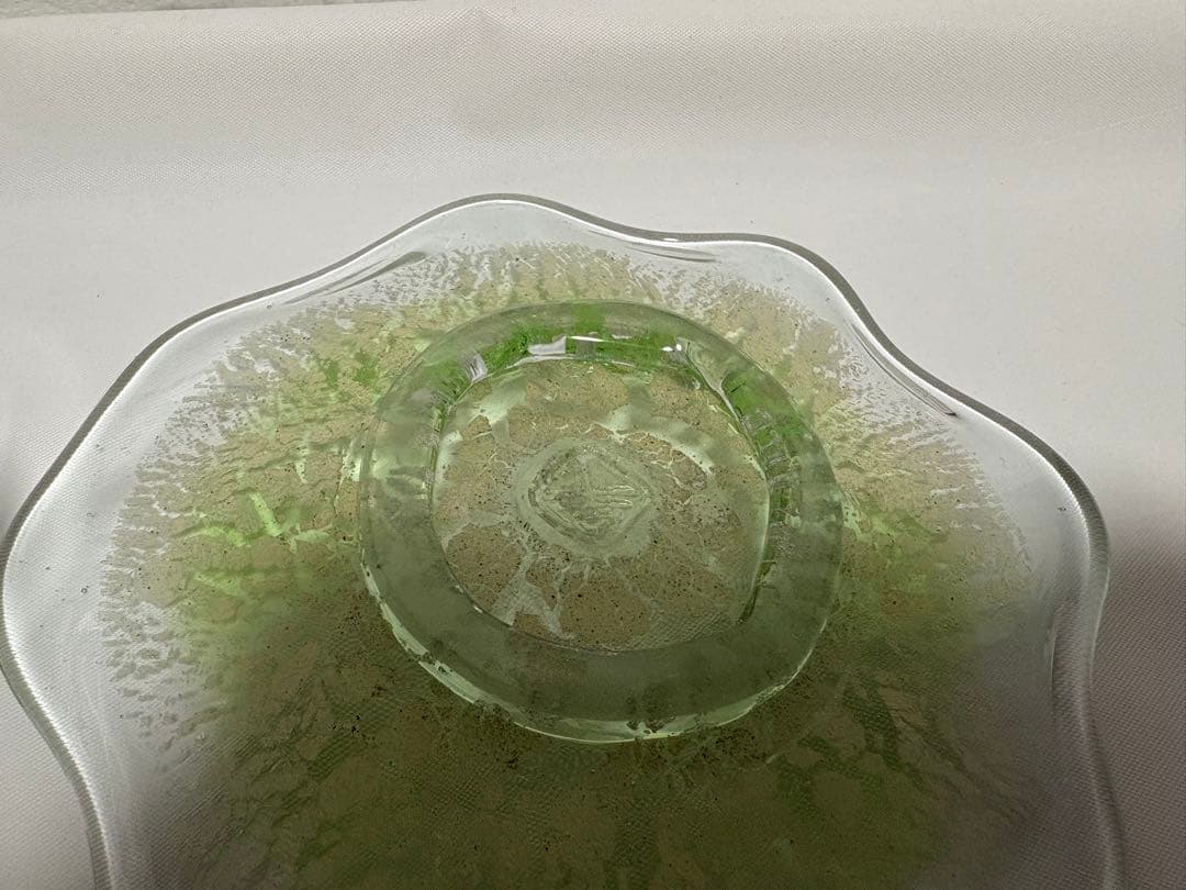 【稲嶺盛吉】琉球ガラス　皿①