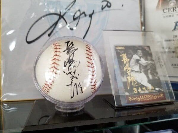 長嶋茂雄　読売巨人軍　終身名誉監督　直筆サインボール　台座付き