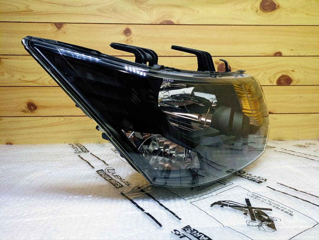 デリカ D5 ヘッドライト インナーブラック CV系前期 黄ばみ無し