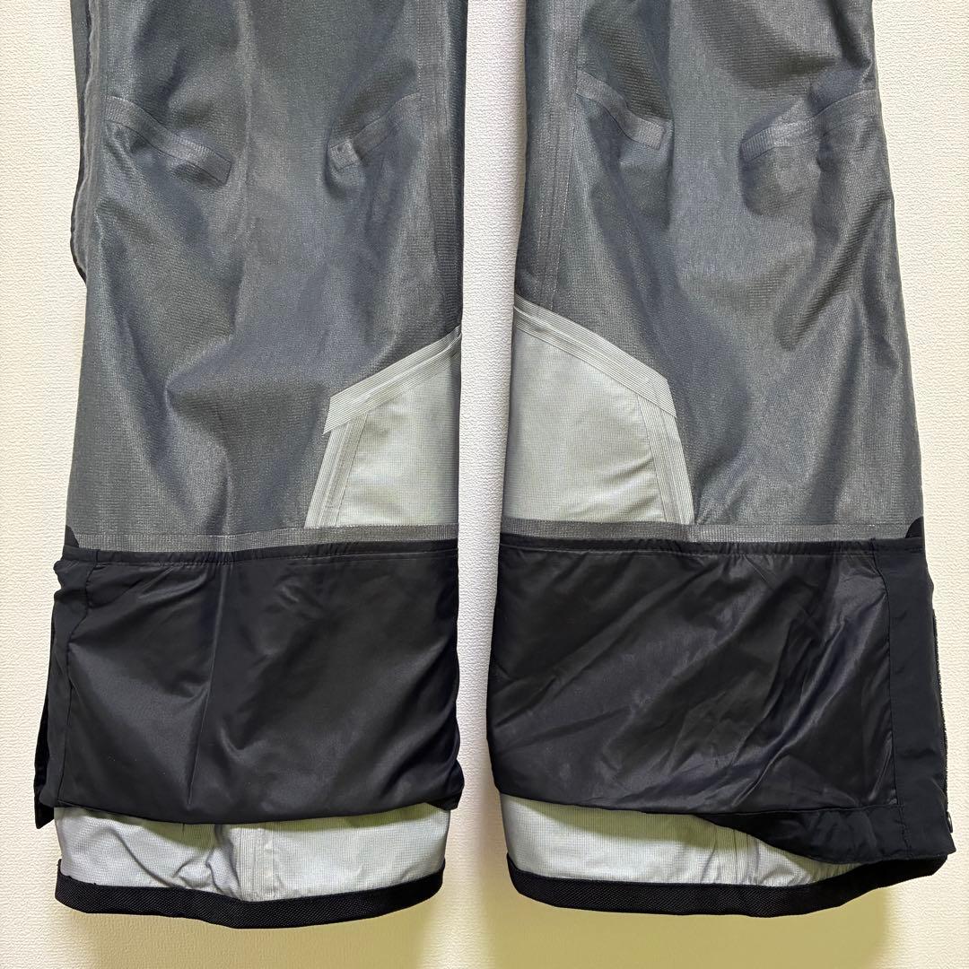 ほぼ新品　モンベル　パウダートラックサーマパンツ　ゴアテックス　雪山　登山　Ｍ