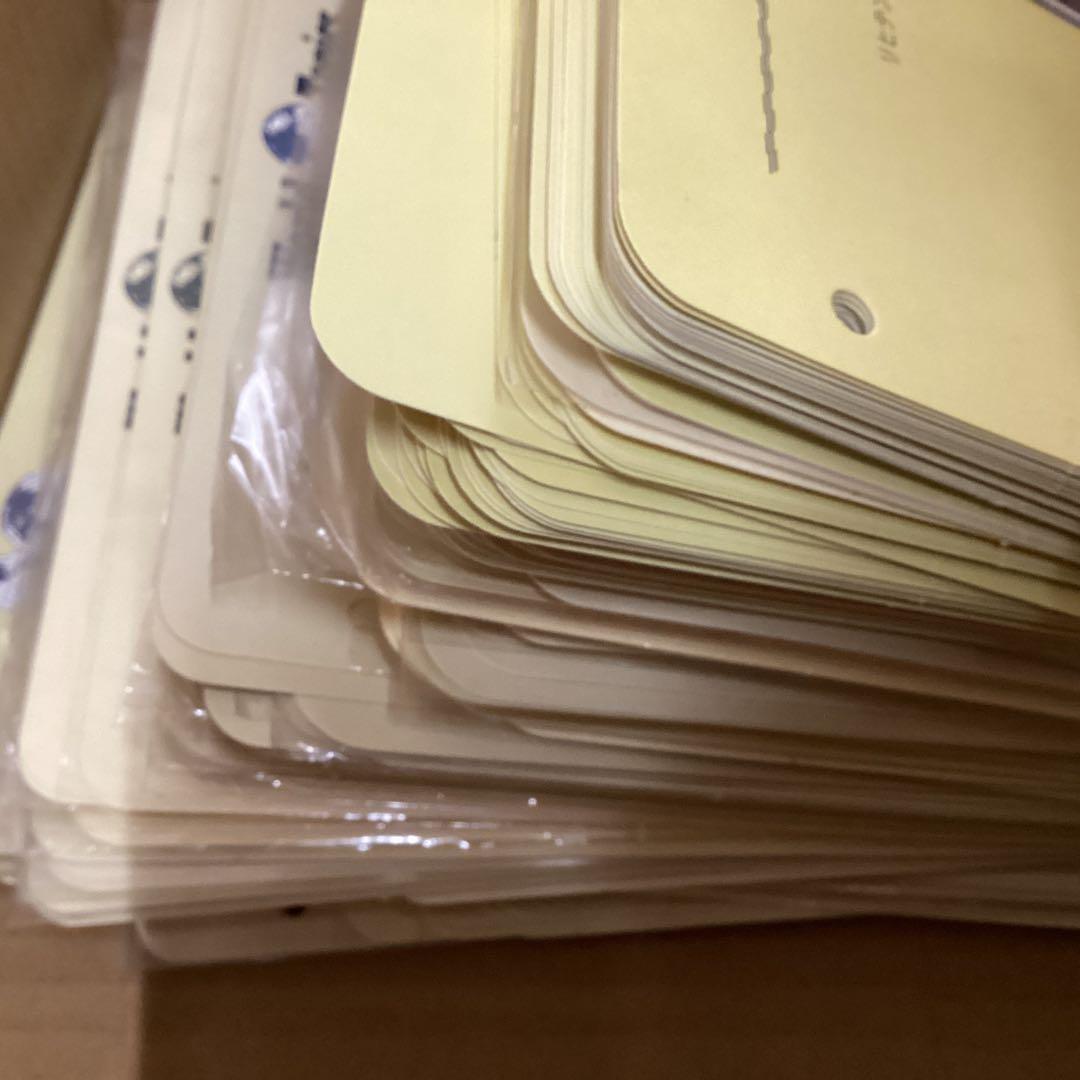 □海外　未使用　切手　ワールド　トピックス　約370シート