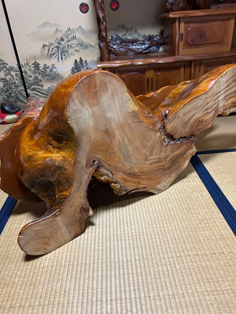 自然形状の木製座卓