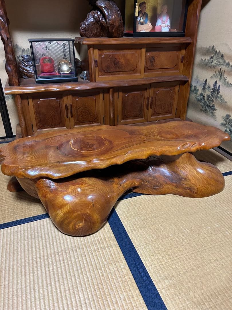 自然形状の木製座卓