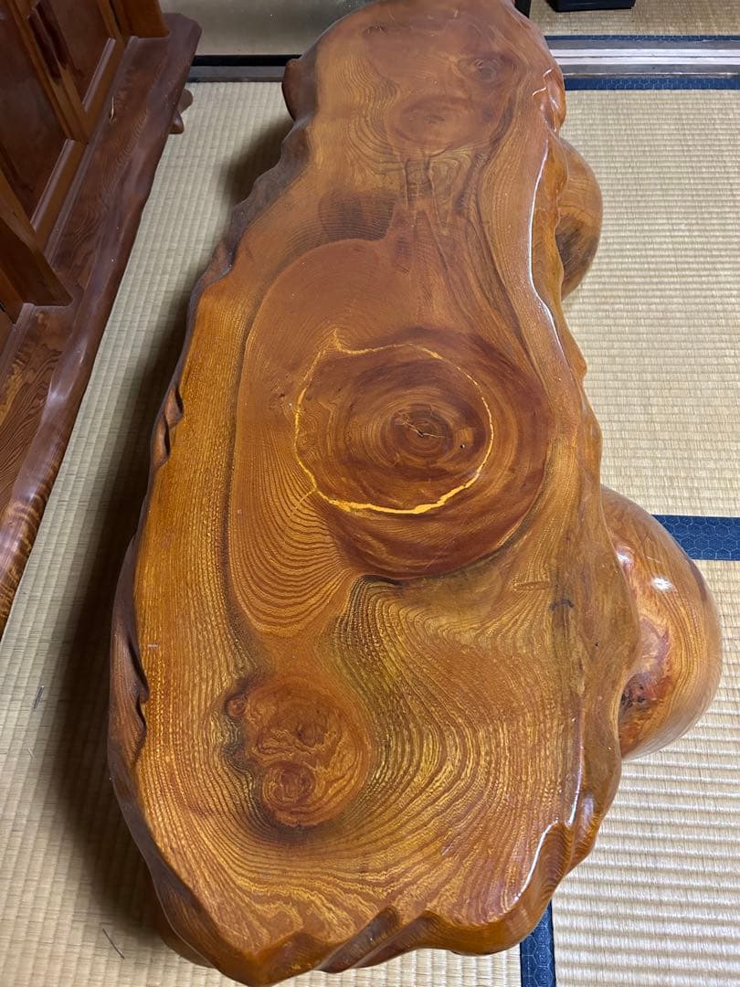 自然形状の木製座卓