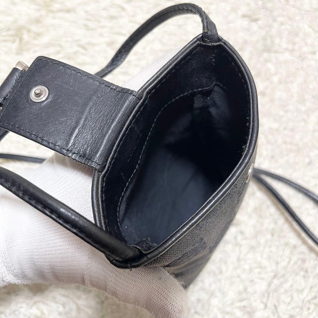 【商談中LOEWE ショルダーバッグ　ポシェット　レザー　黒　リピートアナグラム