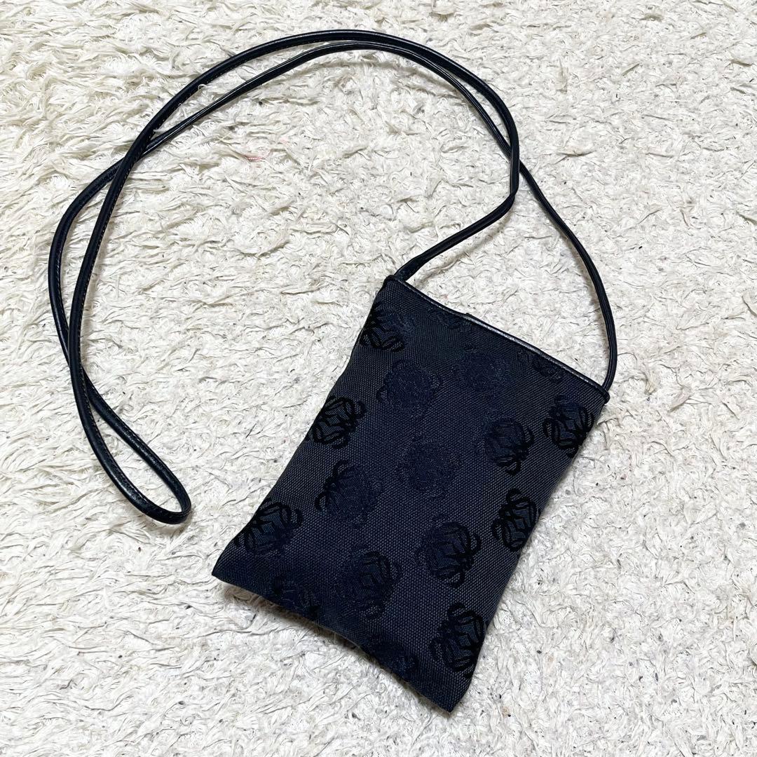 【商談中LOEWE ショルダーバッグ　ポシェット　レザー　黒　リピートアナグラム