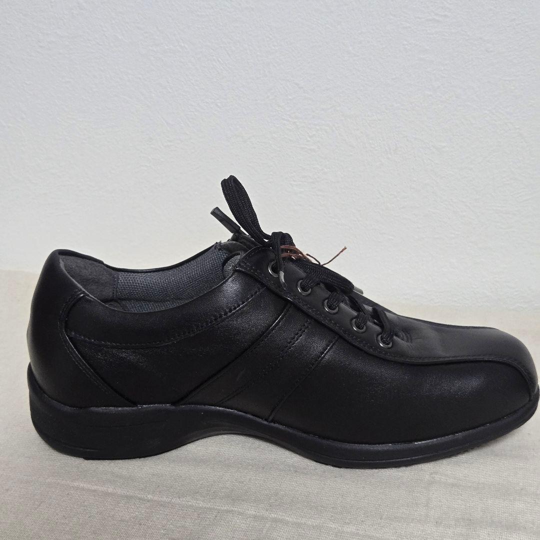 【新品タグ付き】pedalaASICSウォーキングスニーカー　ペダラスニーカー