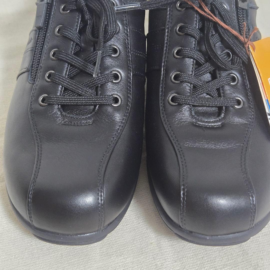 【新品タグ付き】pedalaASICSウォーキングスニーカー　ペダラスニーカー