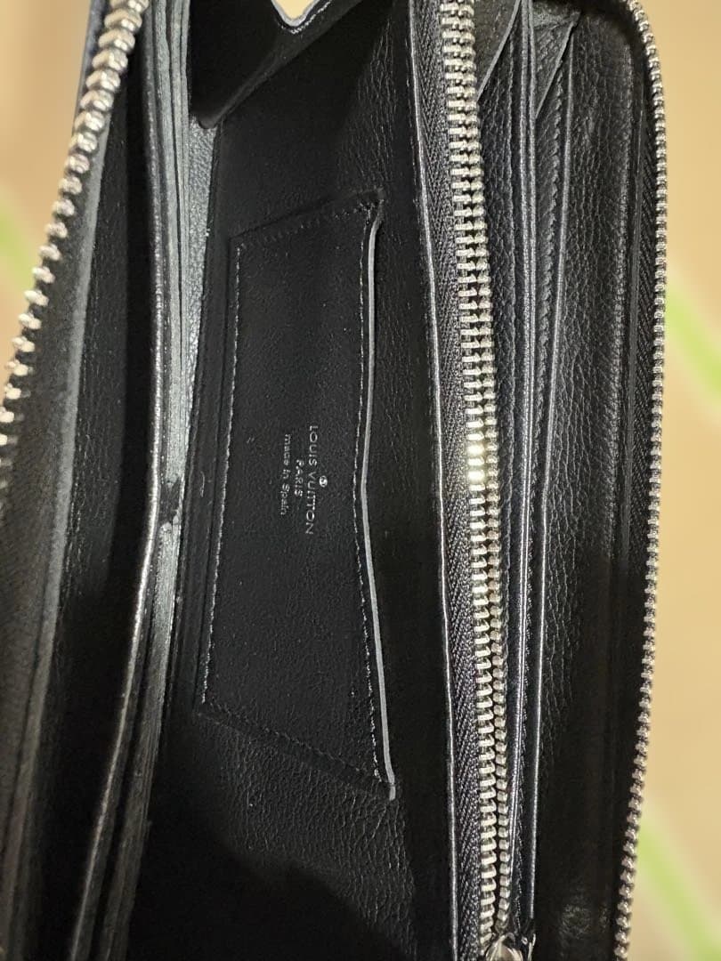 Louis Vuitton ネイビー レザー 長財布