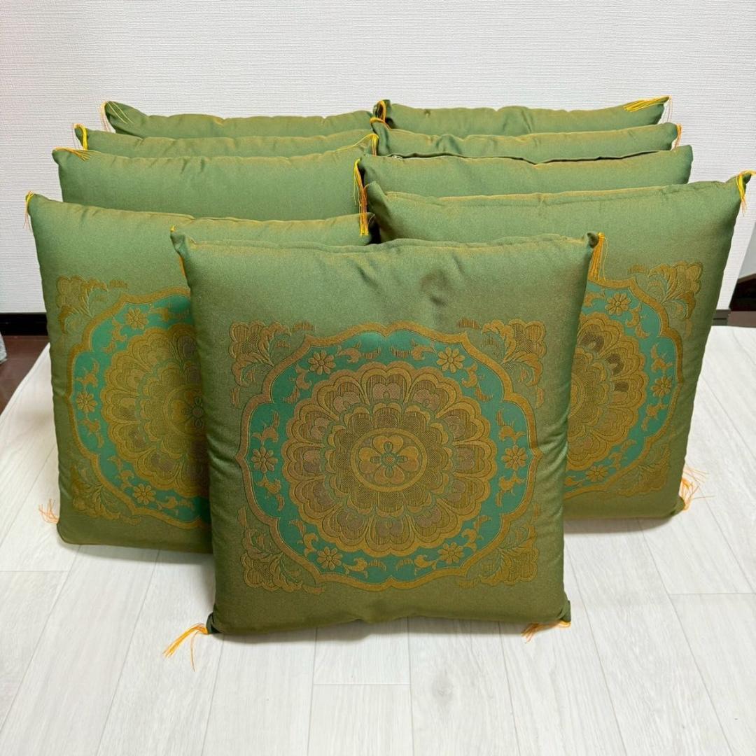 【高級金襴座布団 9枚セット】深緑×金 和風柄 法要 寺院 旅館 座布団セット